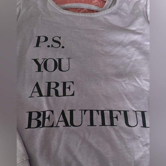 Graphic sweater lavender color Ps your beautiful - Picture 2 of 4